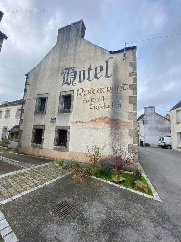 Maison à PLOUNEOUR-MENEZ