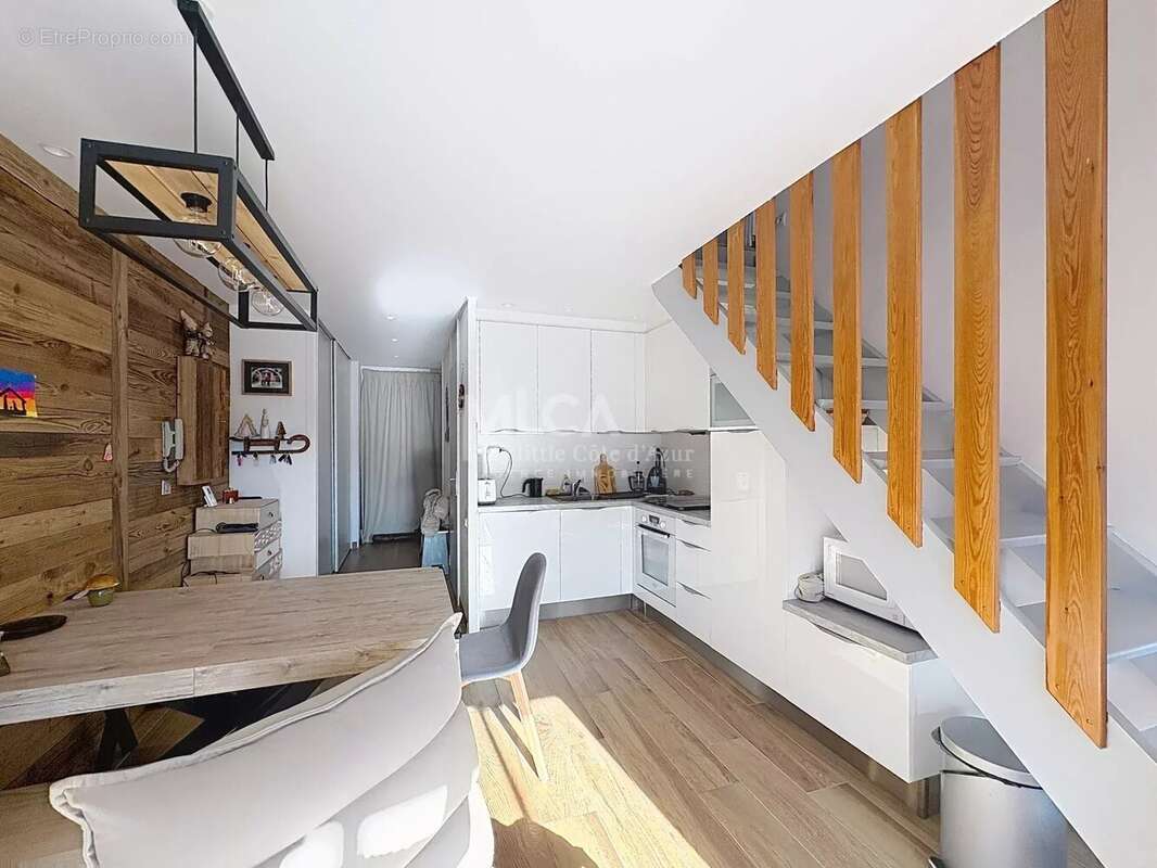 Appartement à SAINT-ETIENNE-DE-TINEE