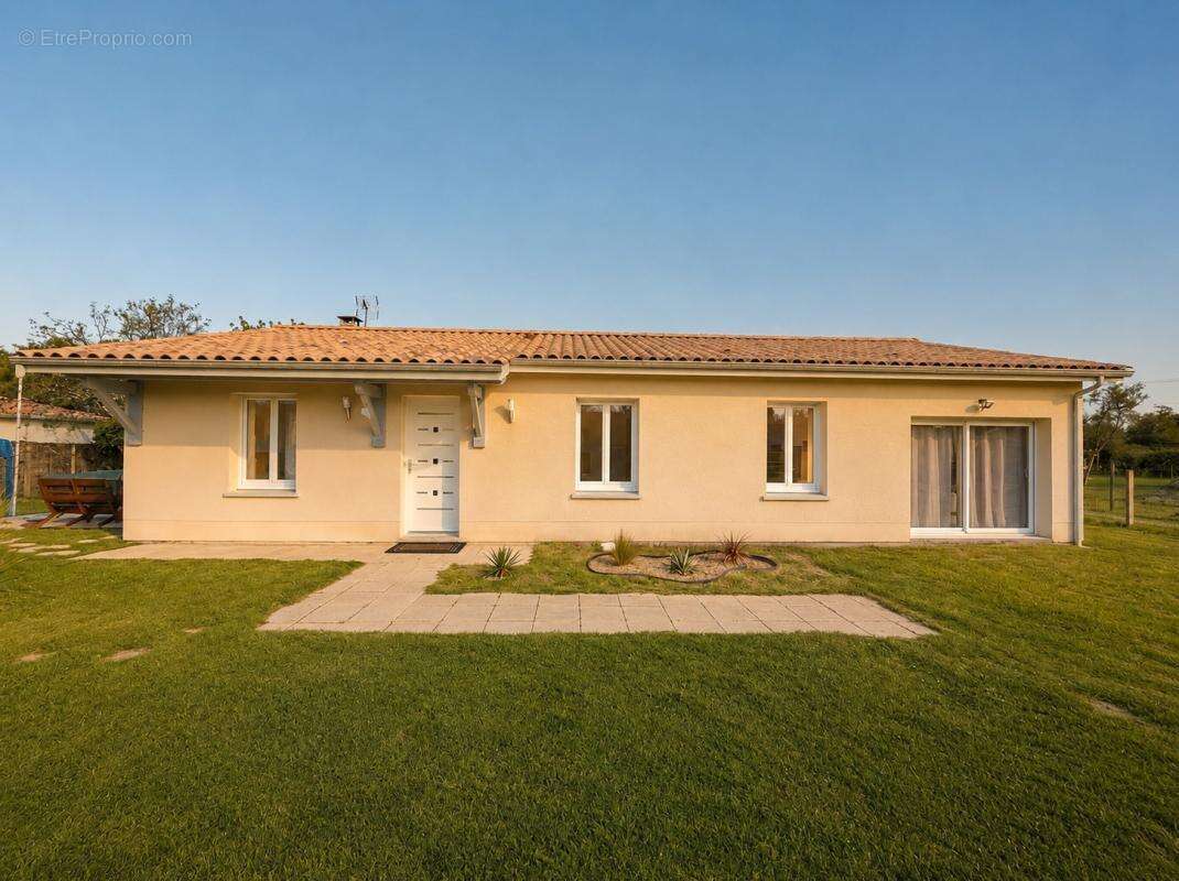 Maison à MOULIS-EN-MEDOC