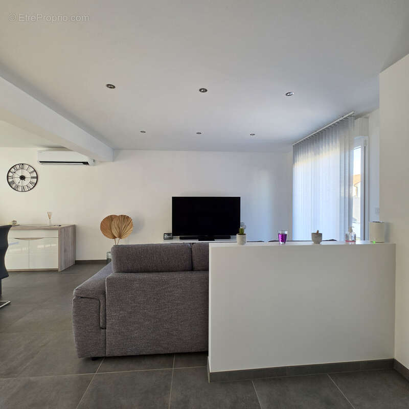 Grande maison familiale CONTEMPORAINE individuelle - photo 3