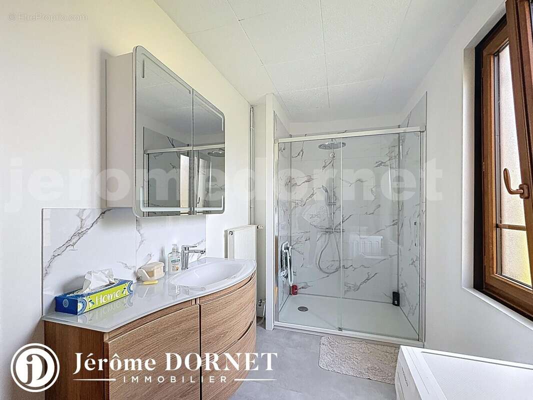 huc_0016 - Maison à GOURNAY-EN-BRAY