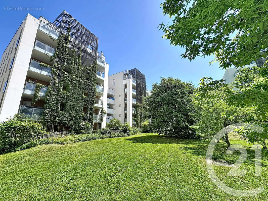 Appartement à LYON-7E