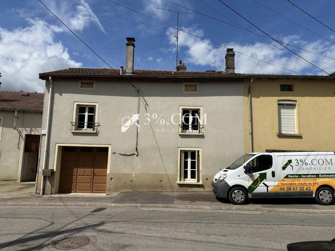 Maison à PAREY-SOUS-MONTFORT