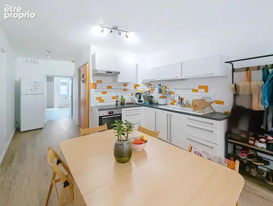 Maison 8 pièces 141 m² à vendre à Bessenay (69690) - photo 2