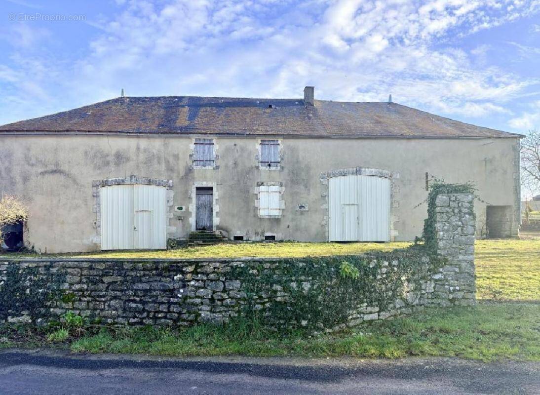 Maison à VERTEUIL-SUR-CHARENTE