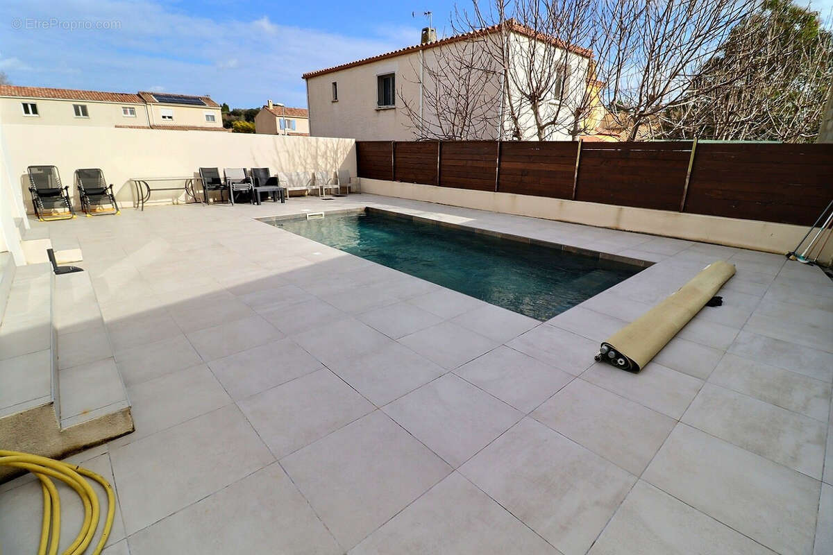 Maison à NEBIAN