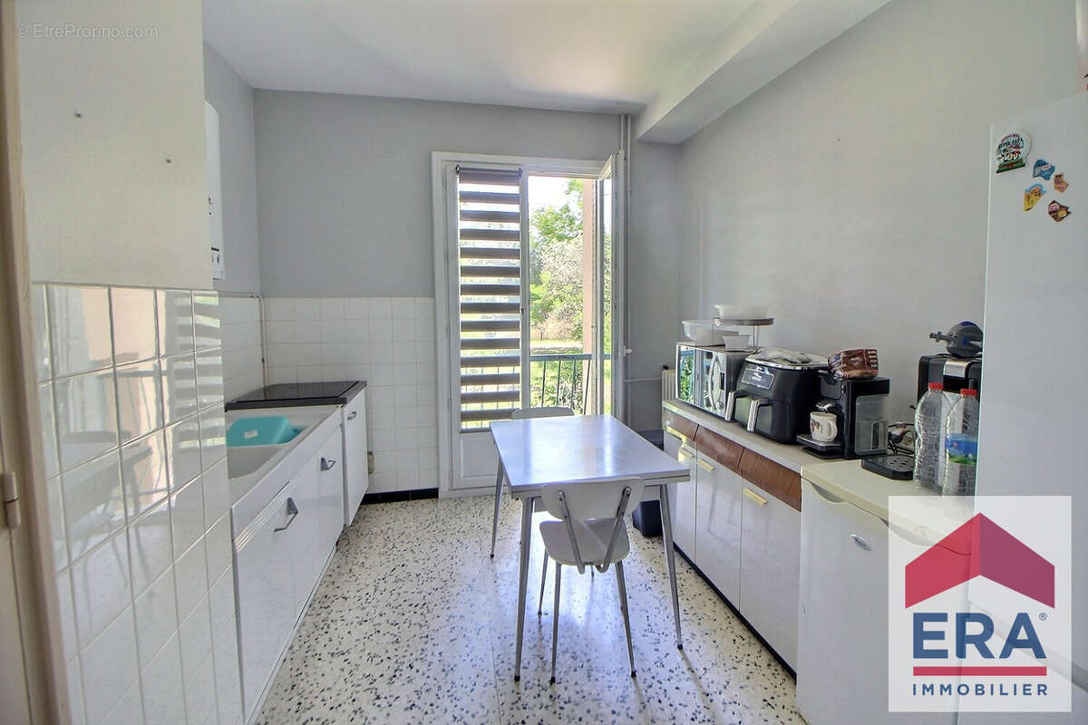 Appartement à PIERRELATTE