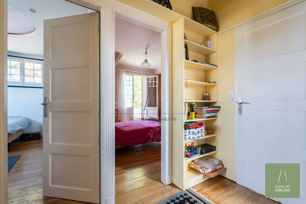 Maison 128 m² à Le Vesinet  - photo 12