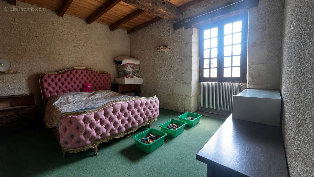 Maison à SAINT-AMAND-DE-VERGT