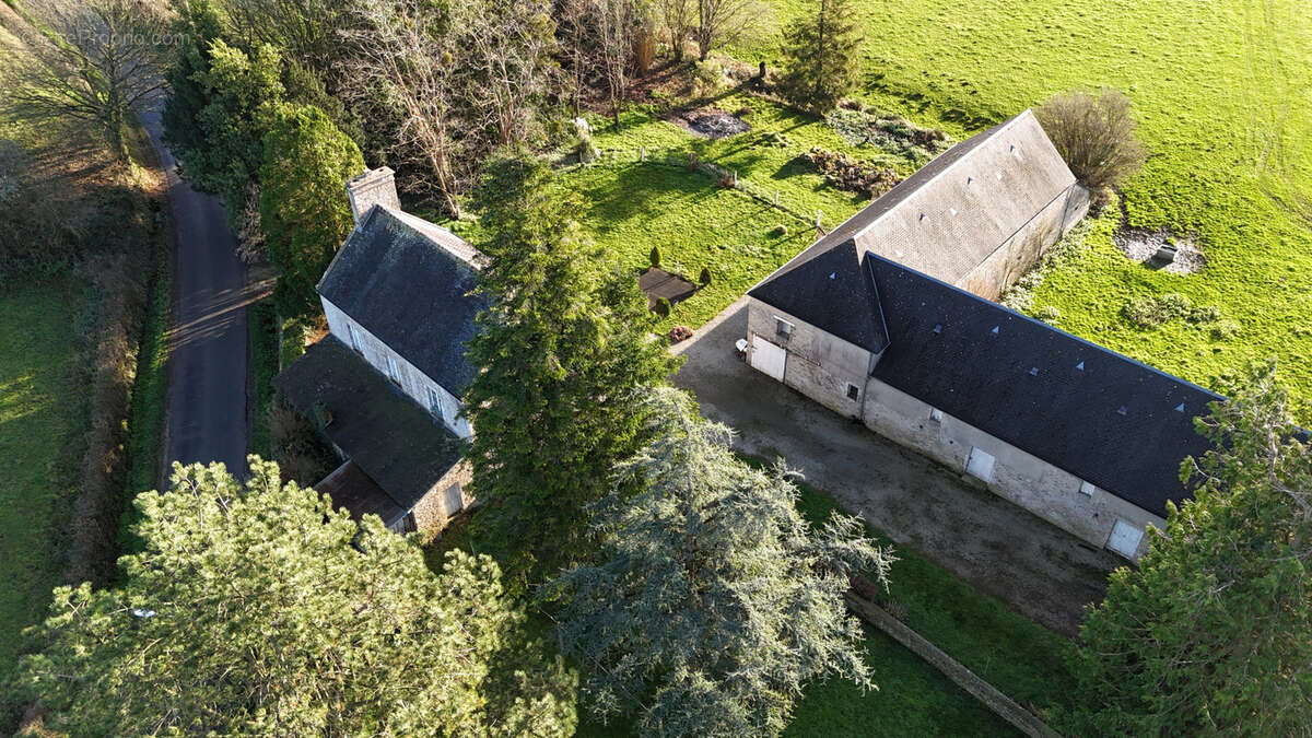 Maison à PICAUVILLE