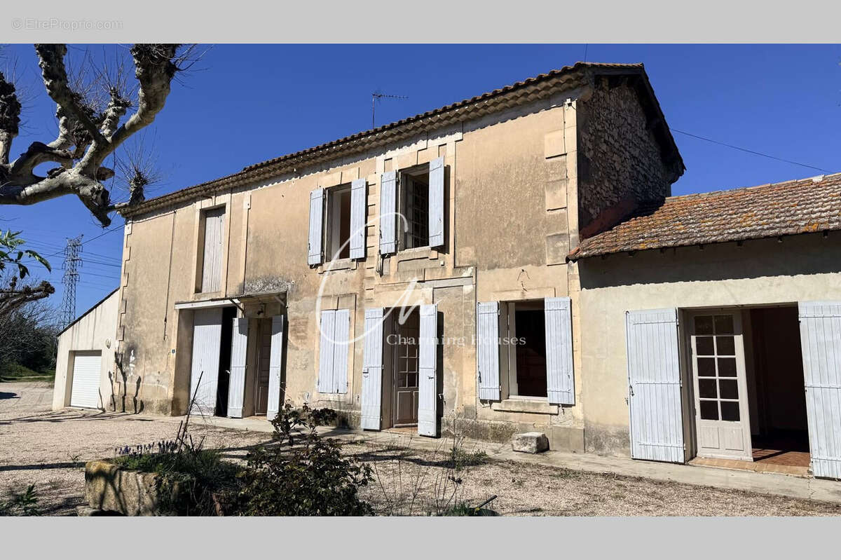 Maison 110 m² à Saint-Remy-De-Provence  - photo 2