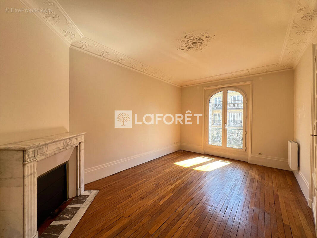 Appartement à PARIS-13E