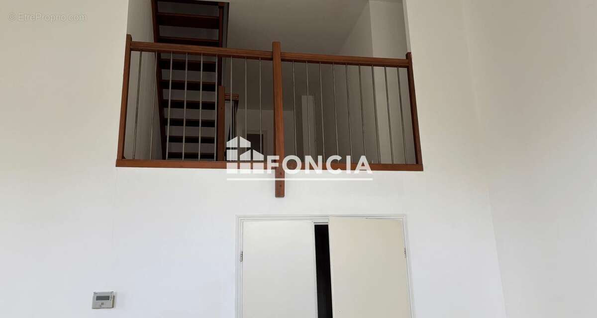 Appartement à CROUY-SAINT-PIERRE