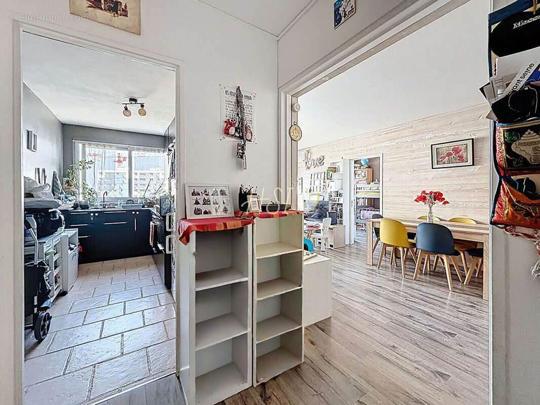 Appartement à COLOMBES