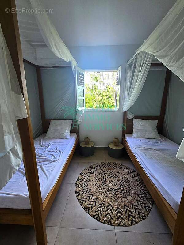 Maison à CAPESTERRE-DE-MARIE-GALANTE