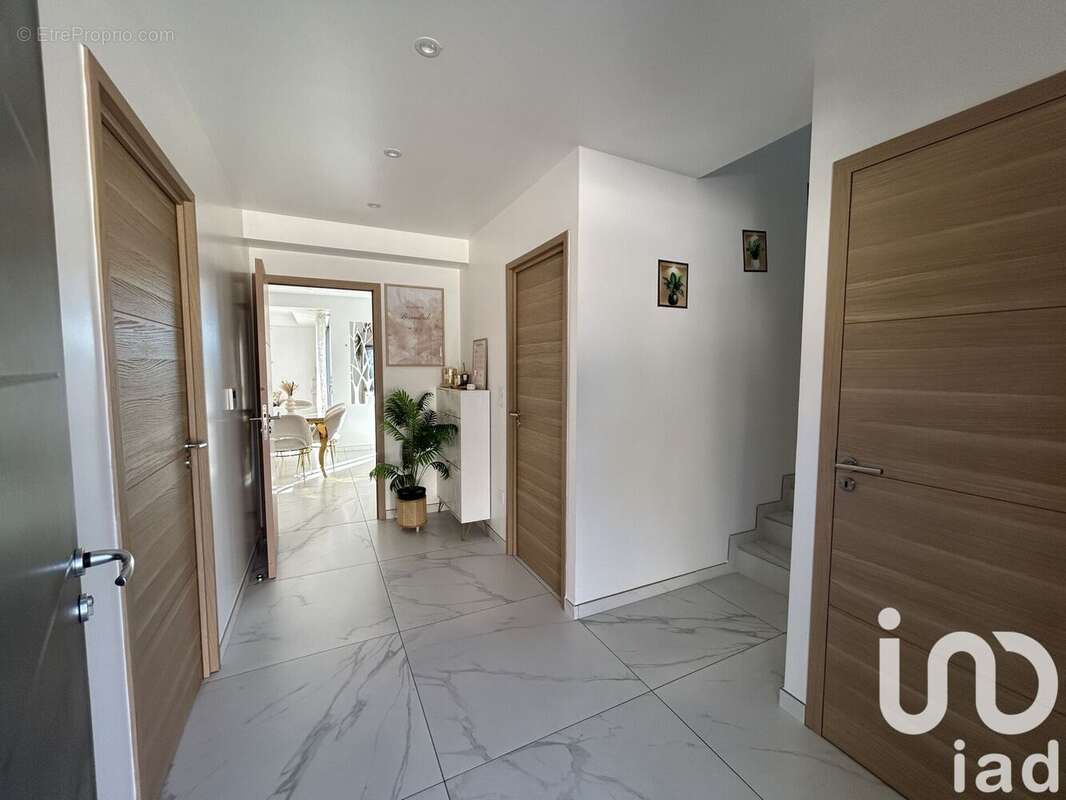 Photo 2 - Maison à LE CAYLAR