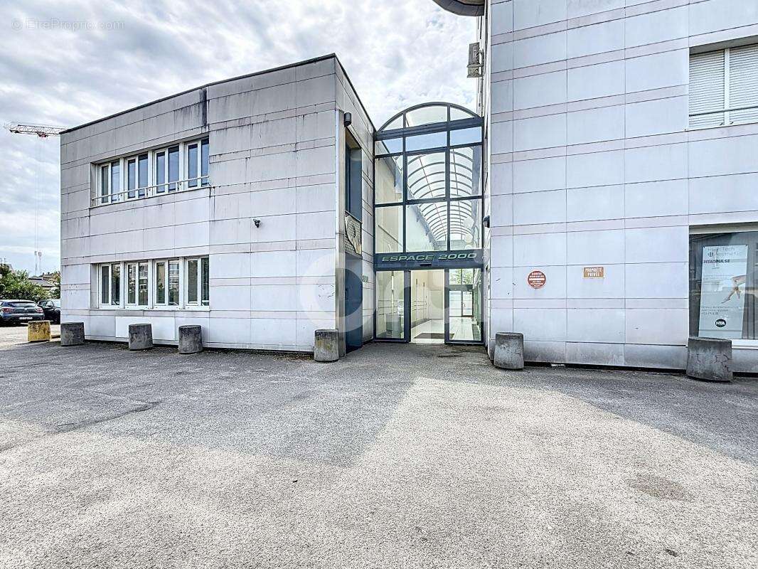 Commerce à SAINT-LOUIS