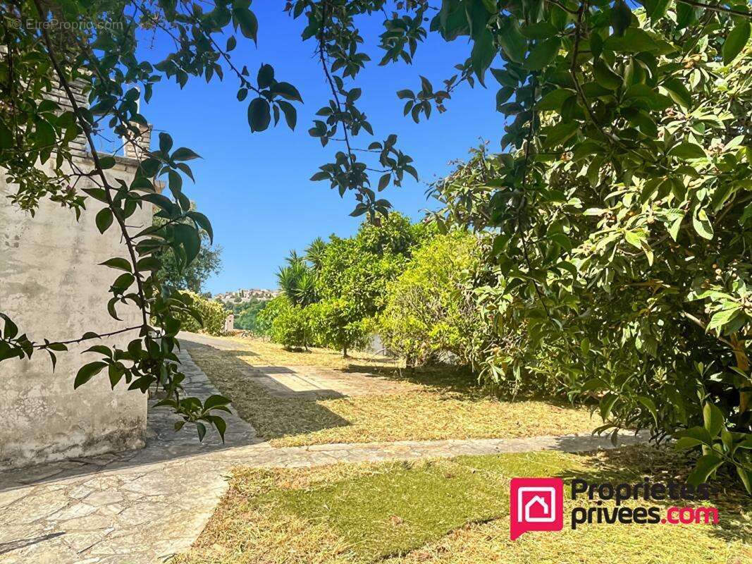 Propriété modulable 360 m² - fort potentiel -Saint-Paul-de-Vence - photo 15
