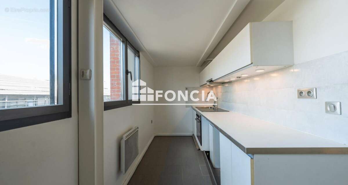 Appartement à AUBERVILLIERS
