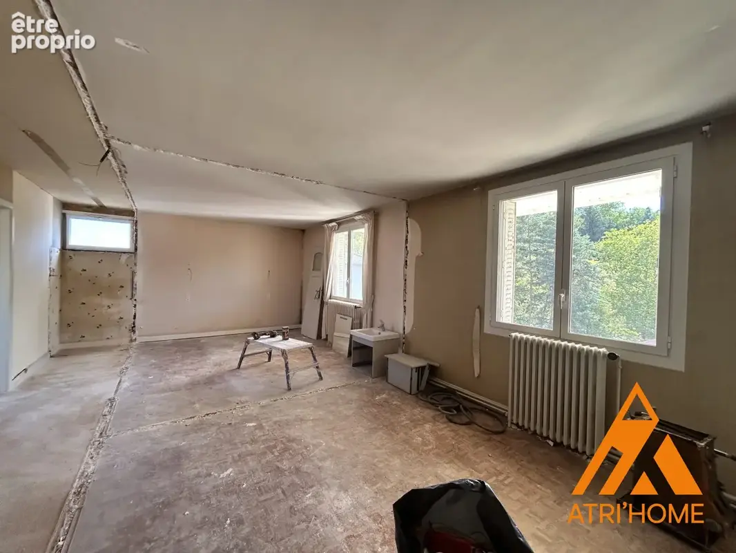 Appartement 3 pièces 85 m² à vendre à Aurillac (15000) - photo 2