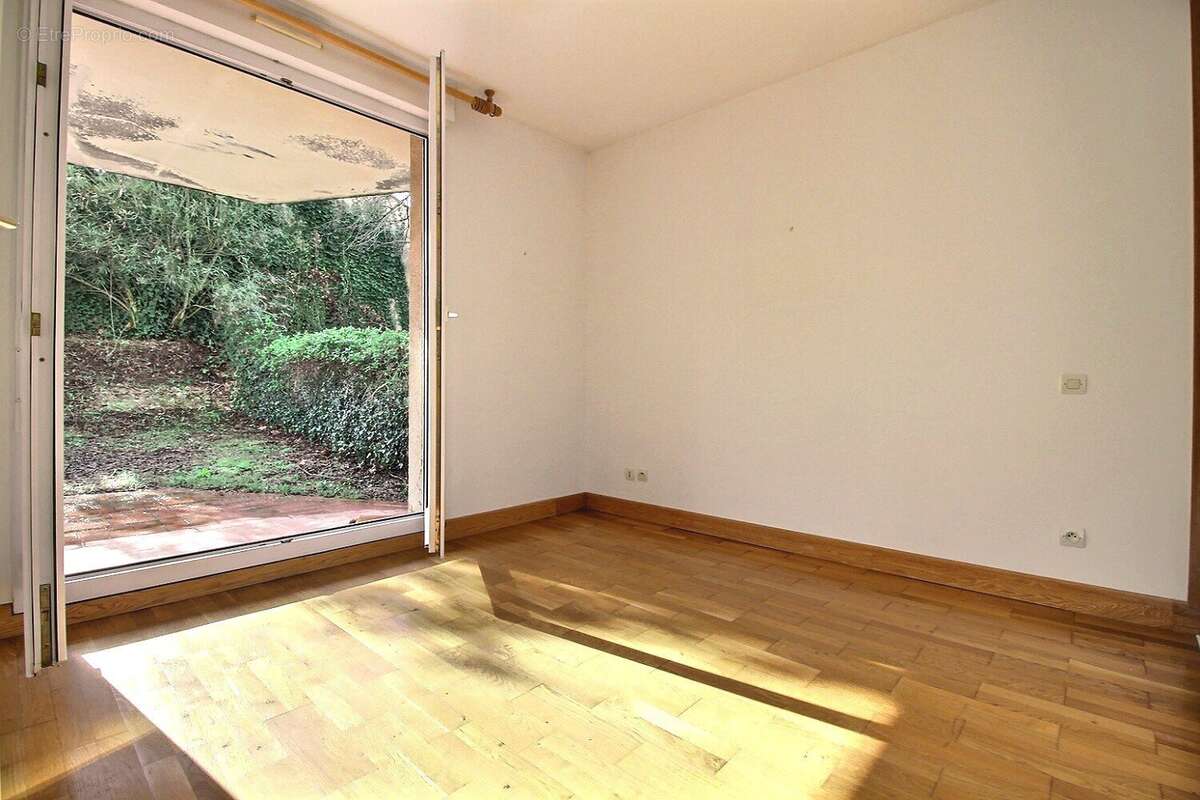 Appartement à RAMONVILLE-SAINT-AGNE