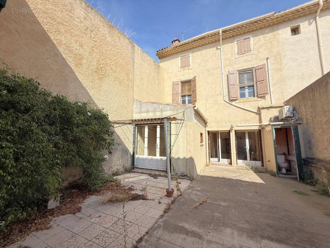 Maison à CRUZY