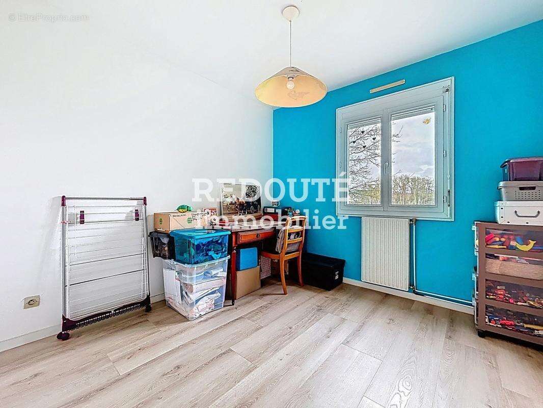 Plain-pied de 5 chambres avec jardin et sous-sol total - photo 7