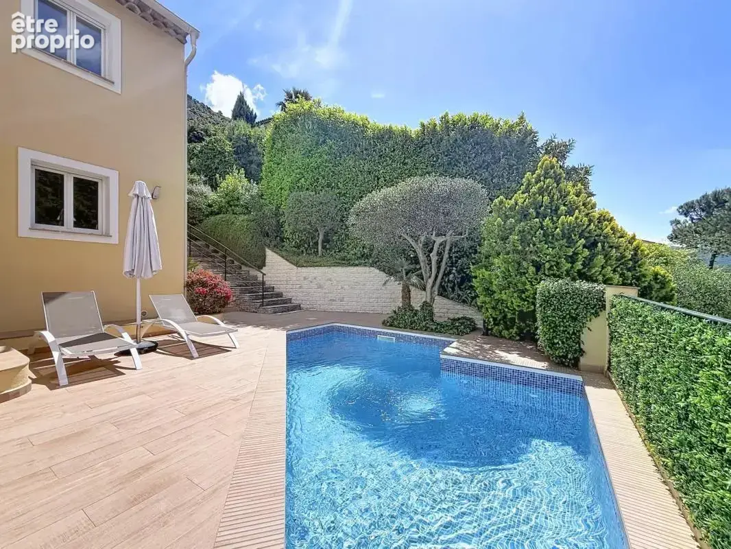 Maison à TOURRETTE-LEVENS