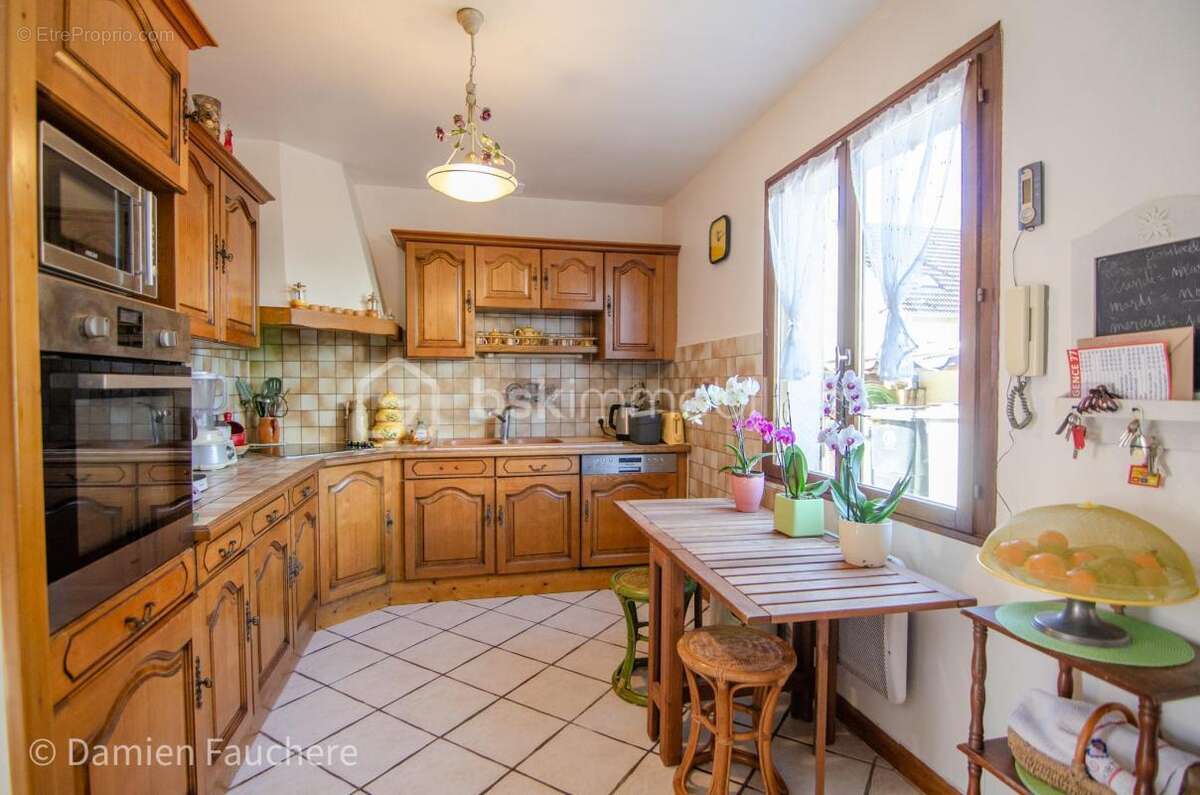 Maison à DAMMARIE-LES-LYS