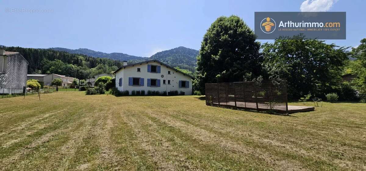 Maison à FOUGAX-ET-BARRINEUF