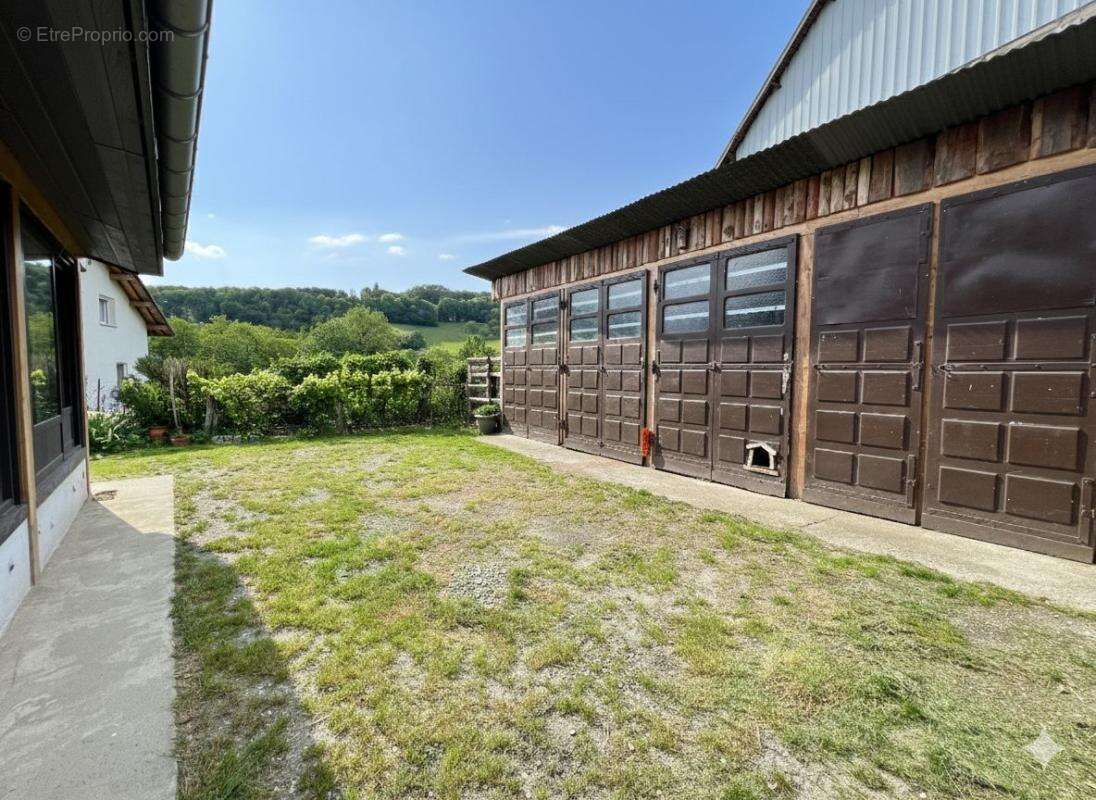 Maison à SALES