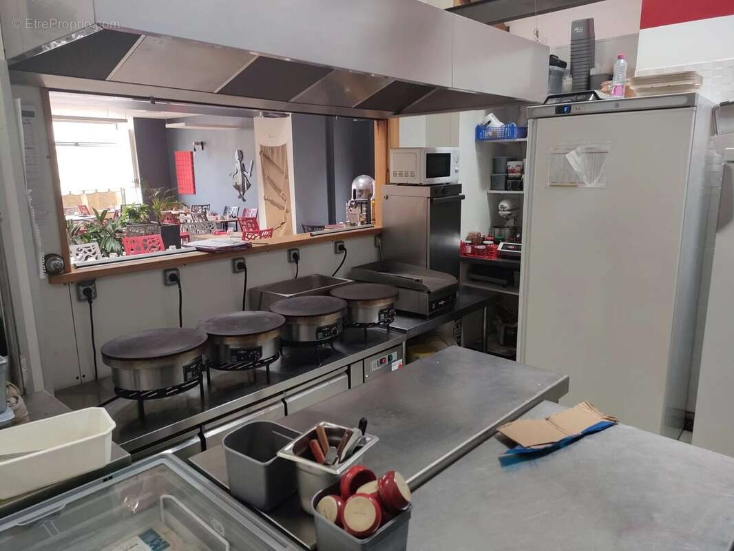 Commerce à LEZARDRIEUX