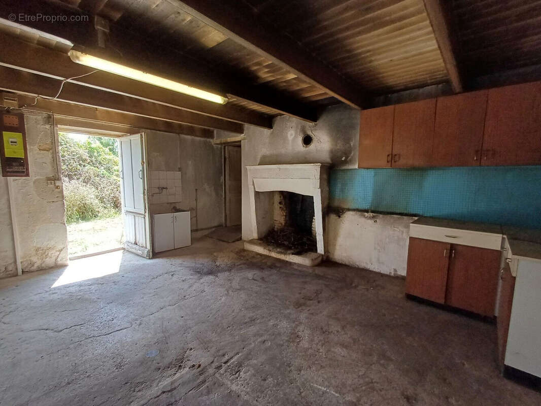 Photo 2 - Maison à SAINT-MARTIN-DE-FRAIGNEAU