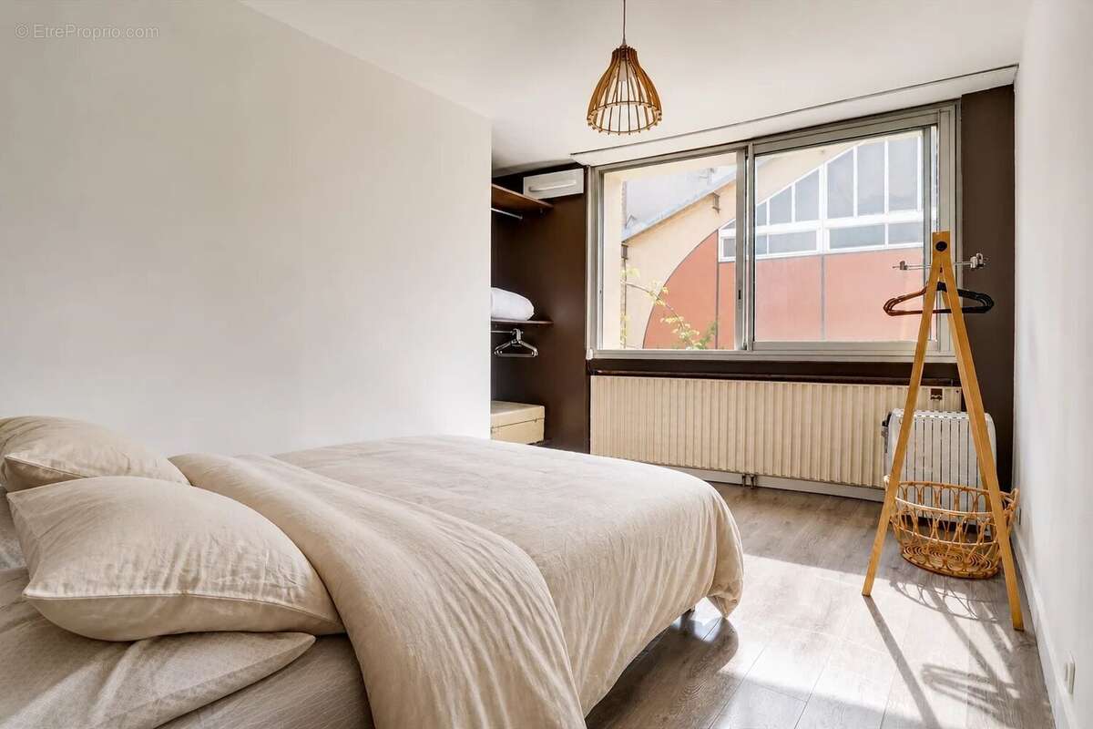 Appartement à LES LILAS