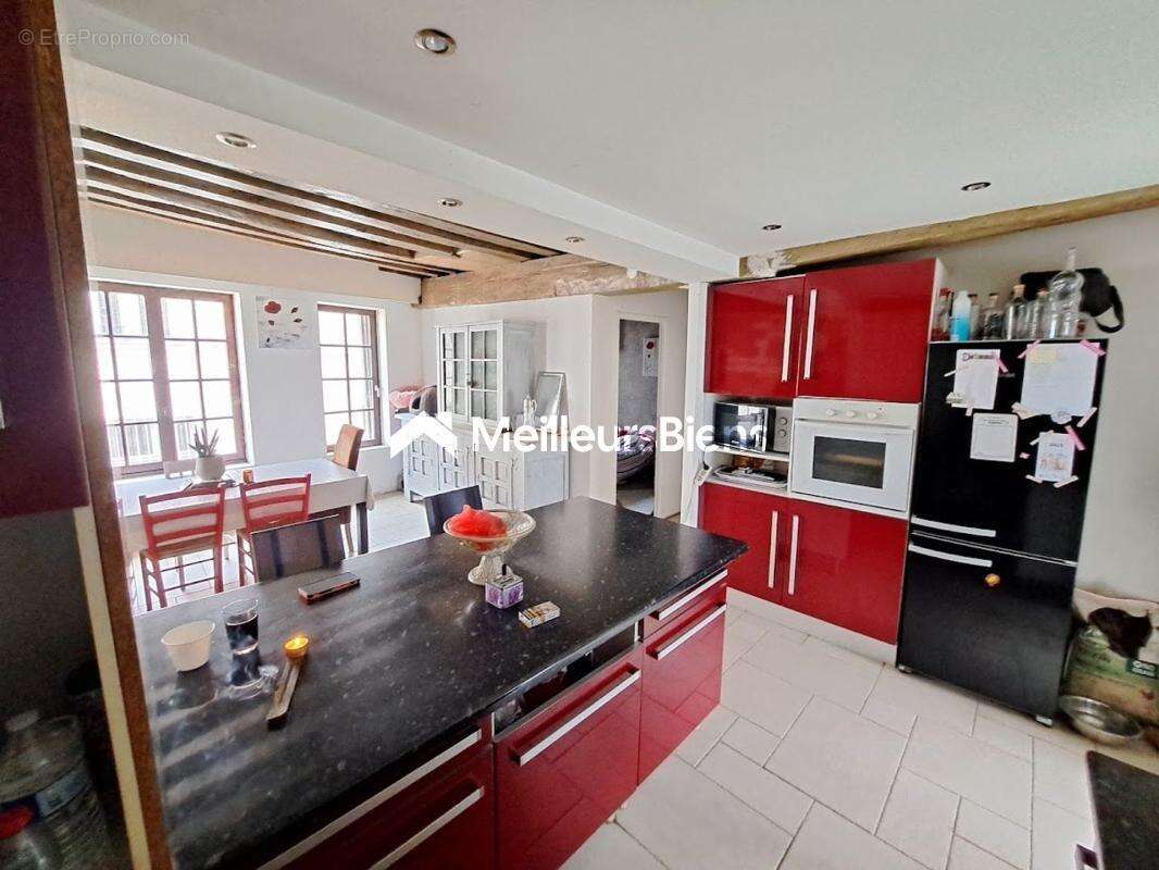 Triplex d'habitation avec  grande terrasse, divisible en lots distincts - photo 7