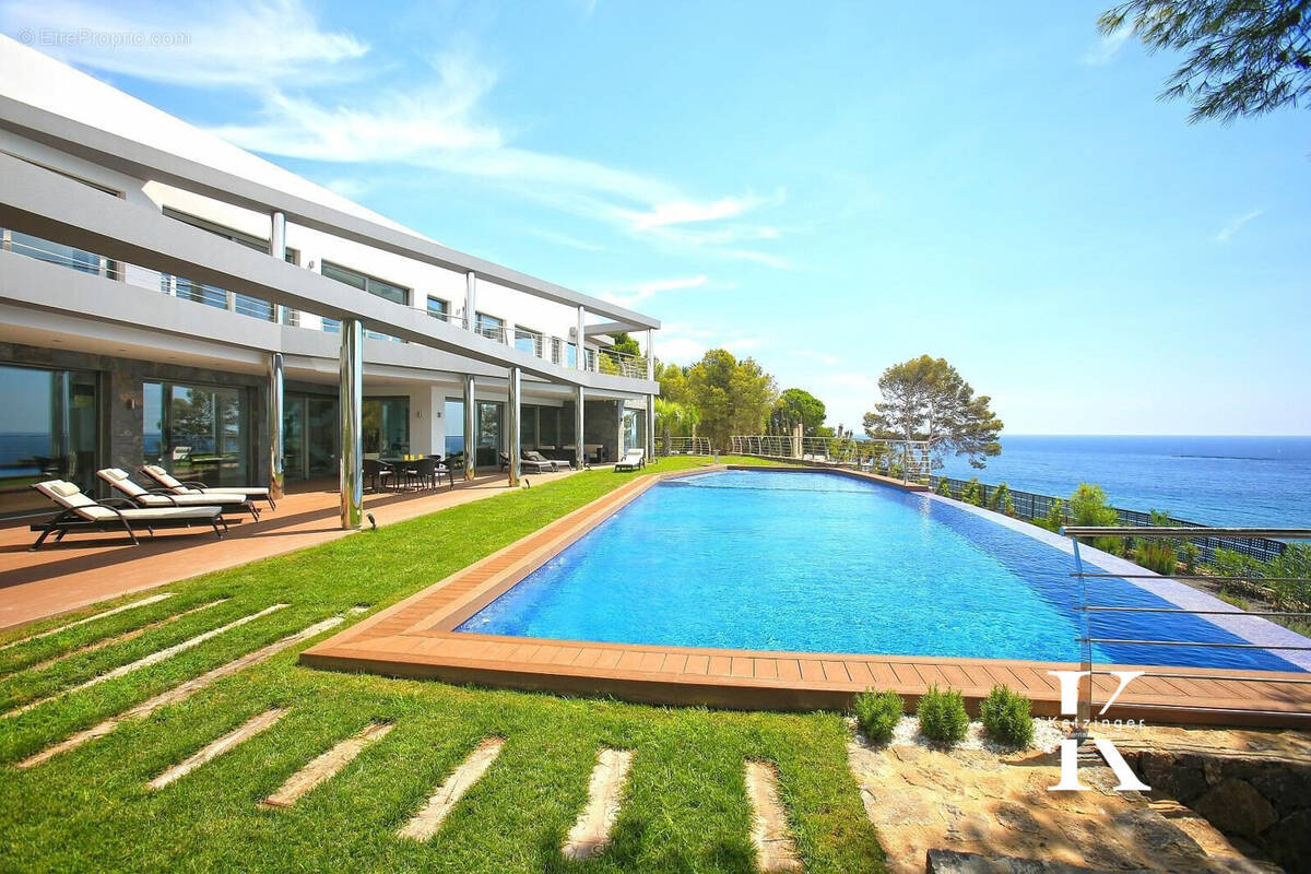 Maison à BAYET
