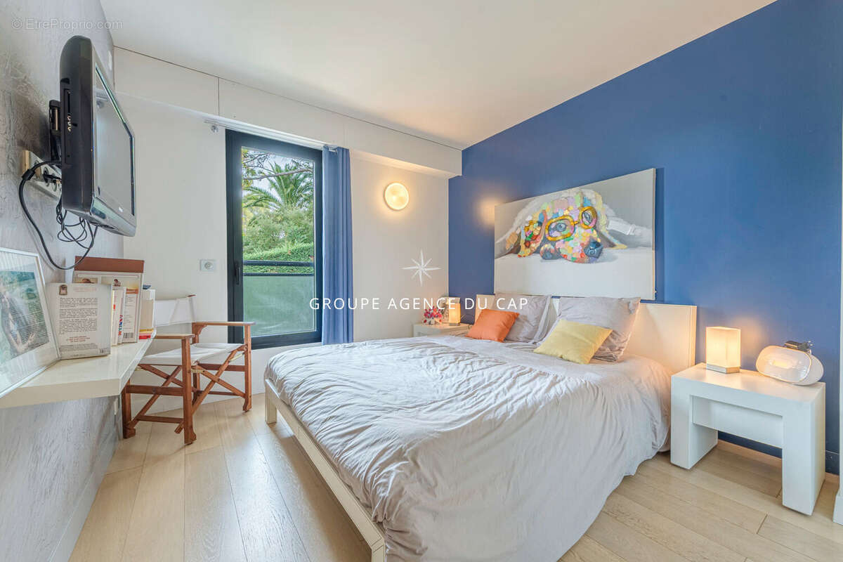 Villa contemporaine 9 pieces  250 m2  saint-raphael - photo 10