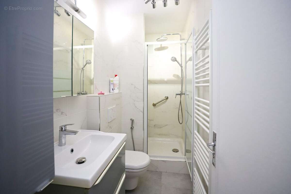 Appartement à AUBERVILLIERS
