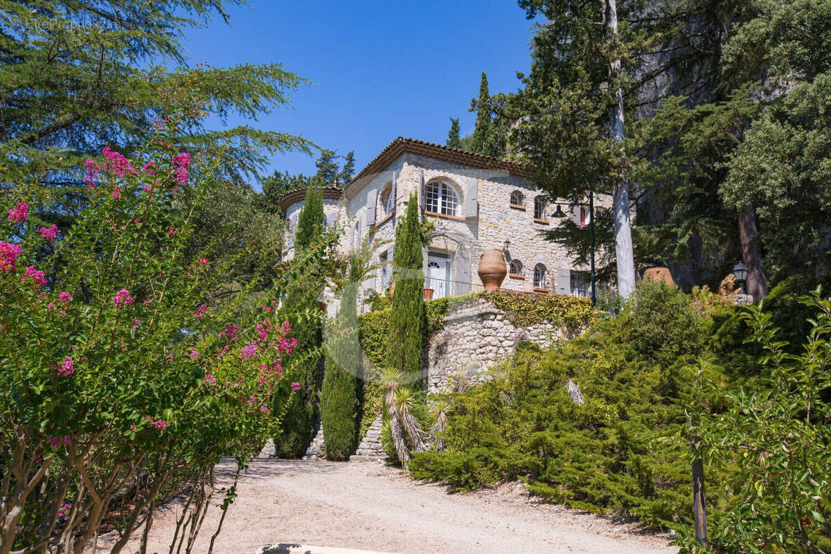 Maison à VAISON-LA-ROMAINE