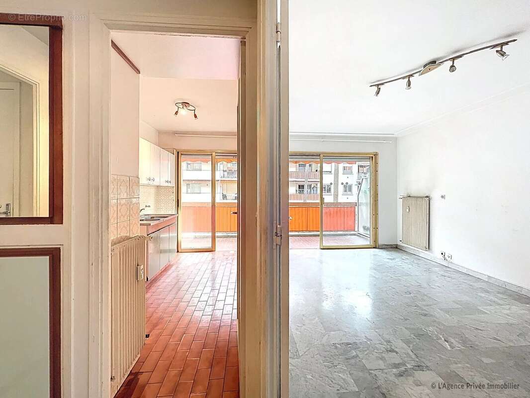 Appartement à CAGNES-SUR-MER