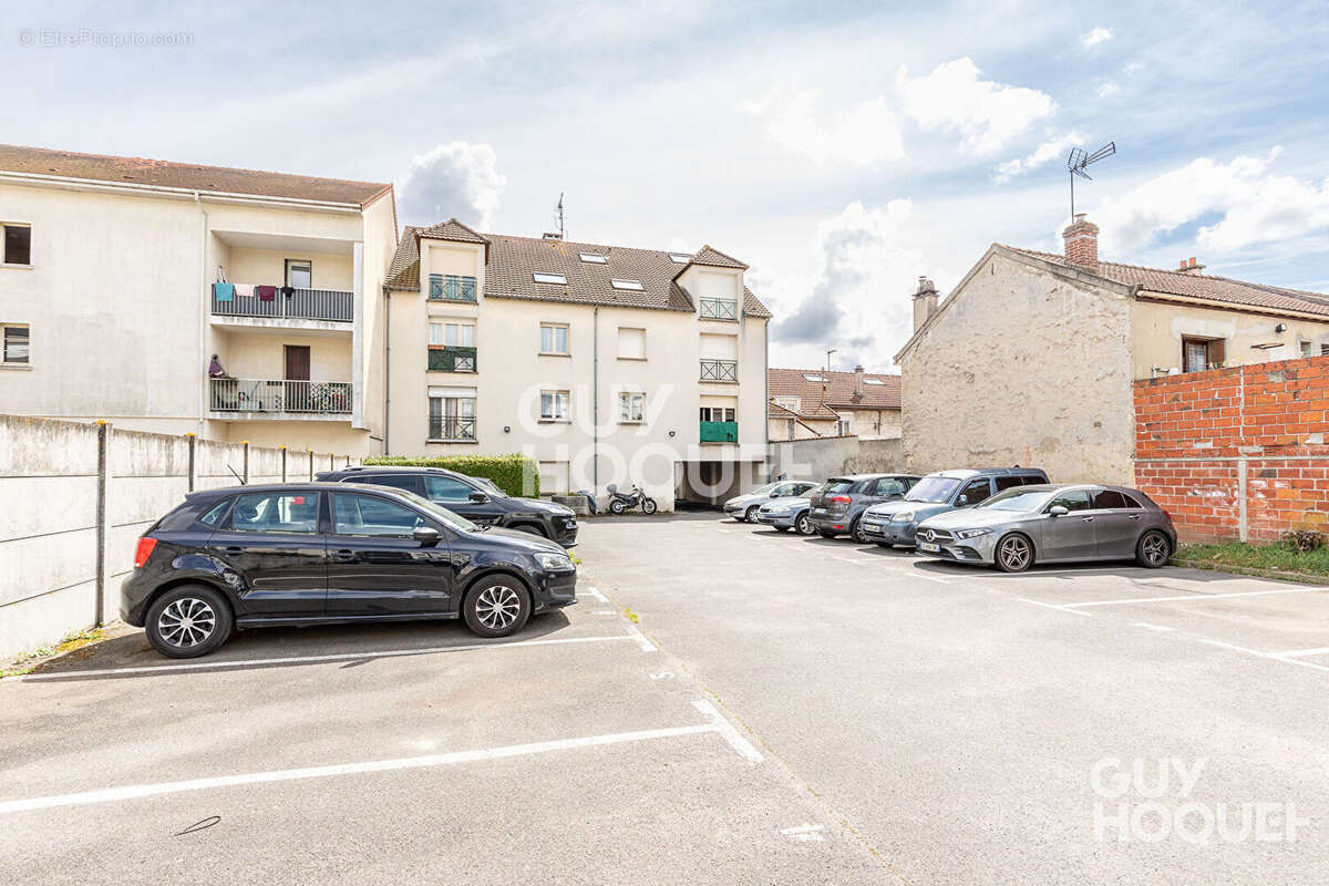 Appartement à MORANGIS