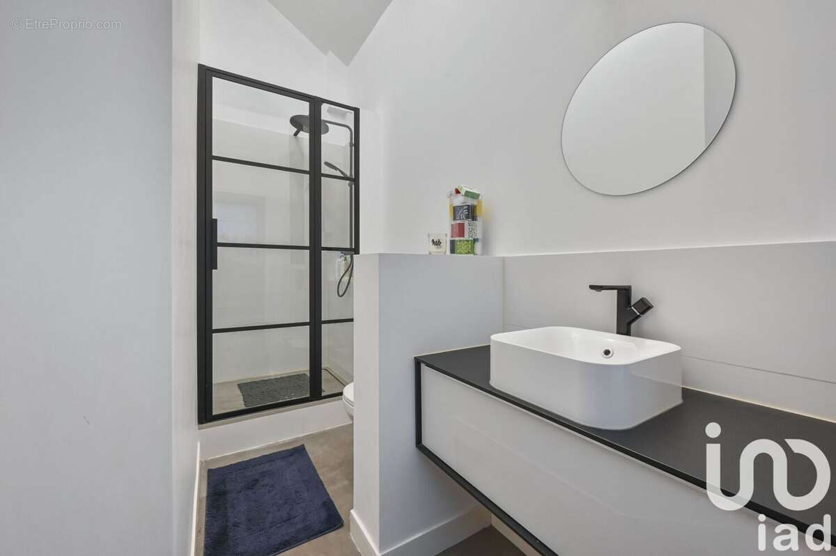 Photo 9 - Maison à SURESNES