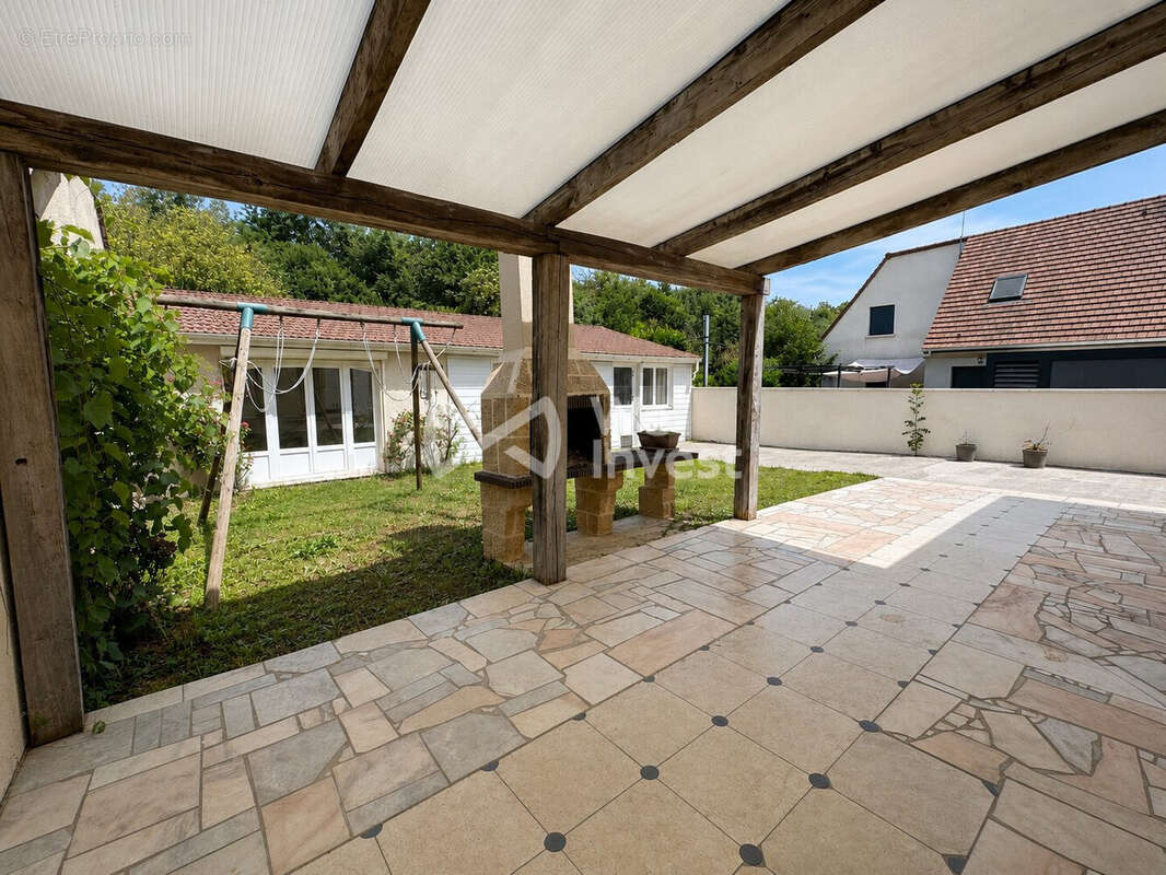 Maison à MONTRY