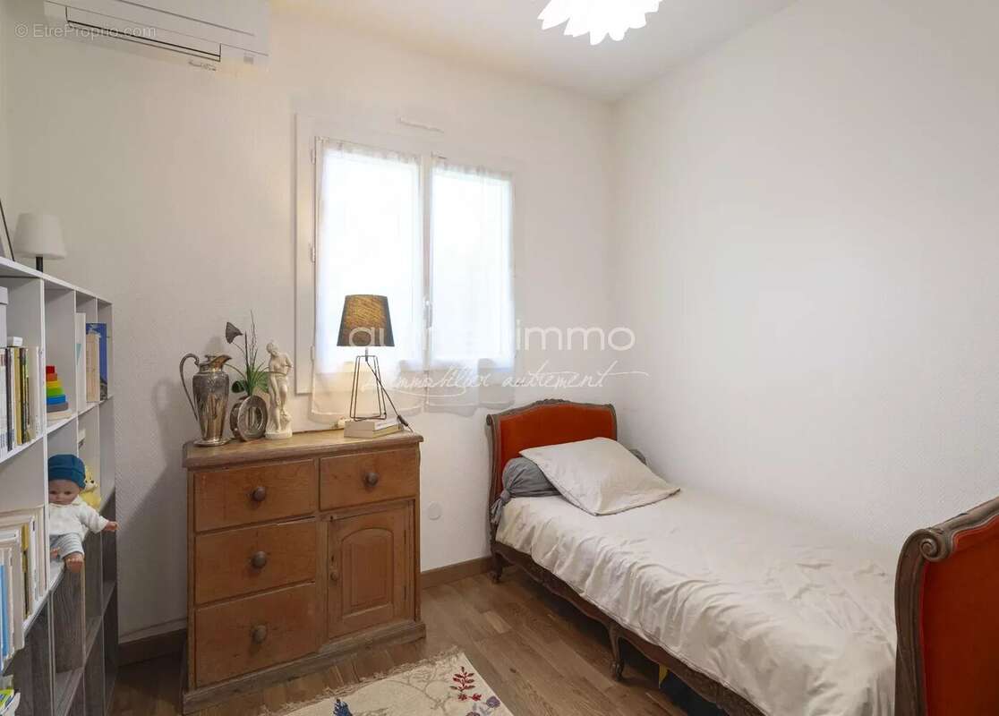 Appartement à MOUANS-SARTOUX