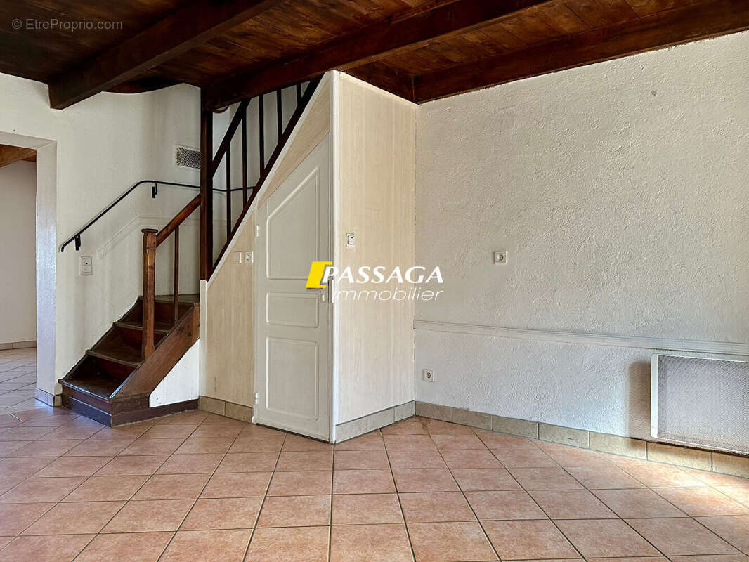 A VENDRE - Maison d'habitation de type 3 avec terrasses et jardin non attenant - SAINT GERMAIN DU TEIL - photo 6