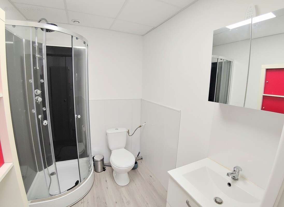Atelier Pro 2006 + bureaux  - Rodez - photo 12