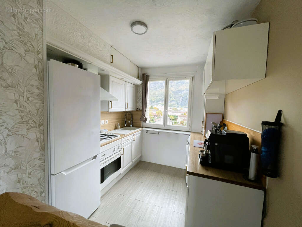 Appartement à FONTAINE