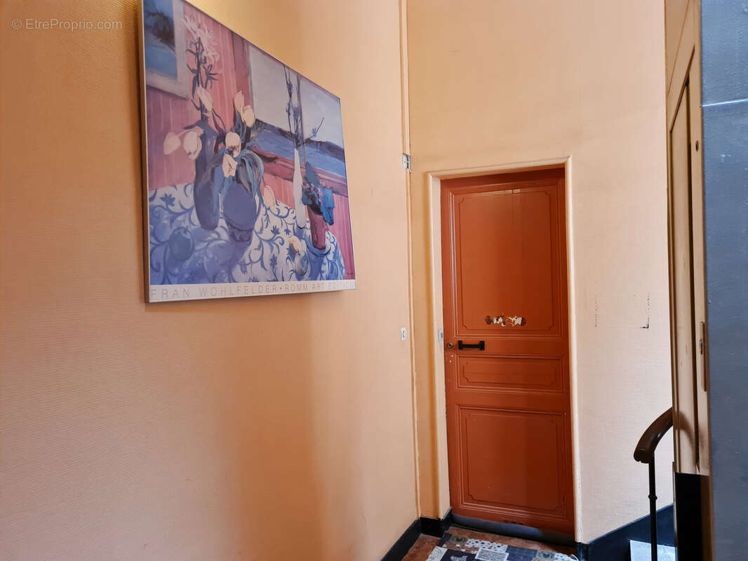 A saisir rapidement ! Superbe studio de charme à deux pas des thermes. - photo 2