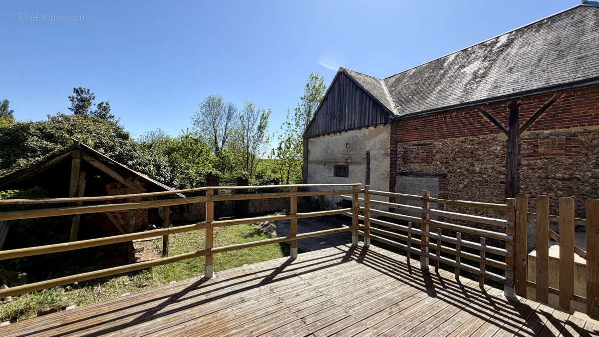 Maison à COURVILLE-SUR-EURE