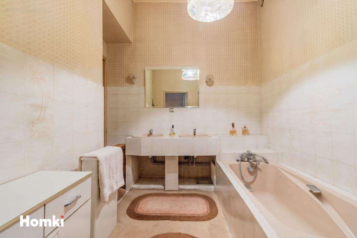 Appartement à LYON-7E
